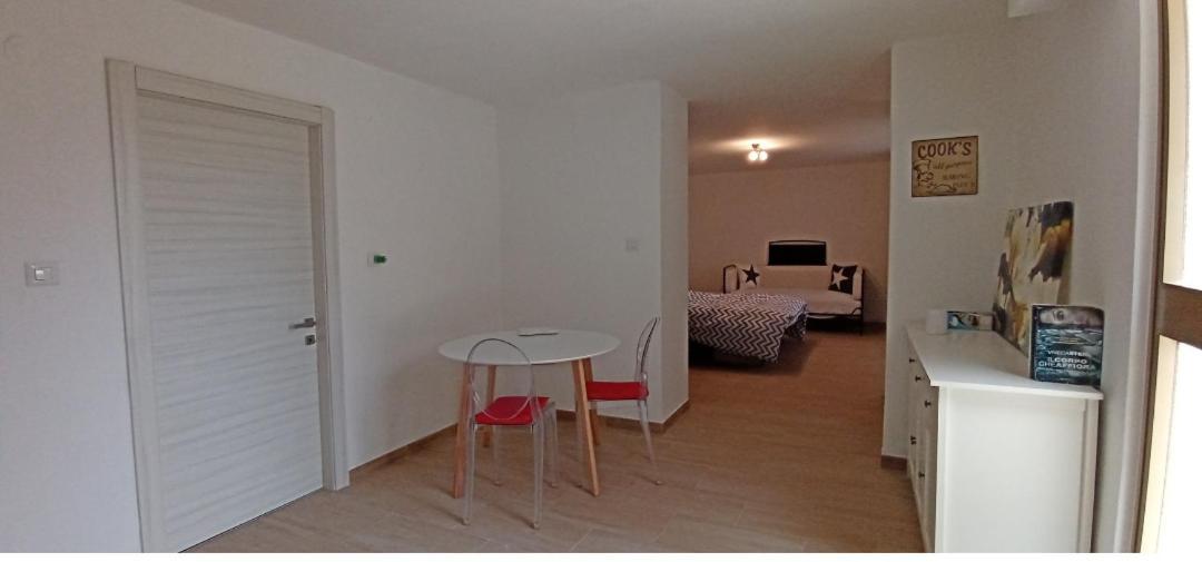 Appartement Monolocale Fronte Mare à Porto Torres Extérieur photo